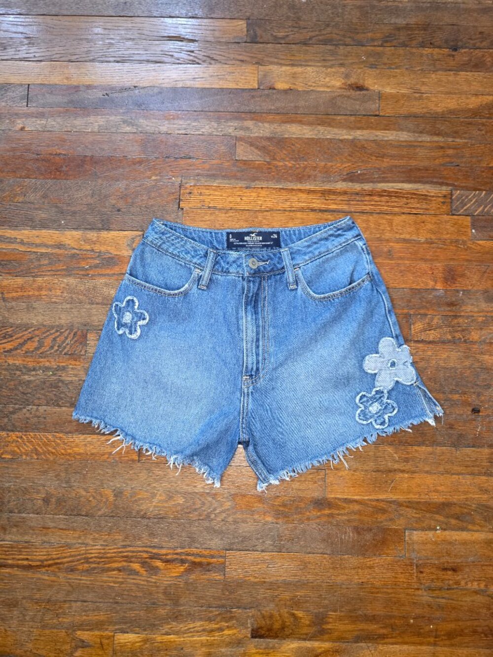Hollister Ultra High Rise Vintage Relaxed Mom Denim Shorts with Flower Patches